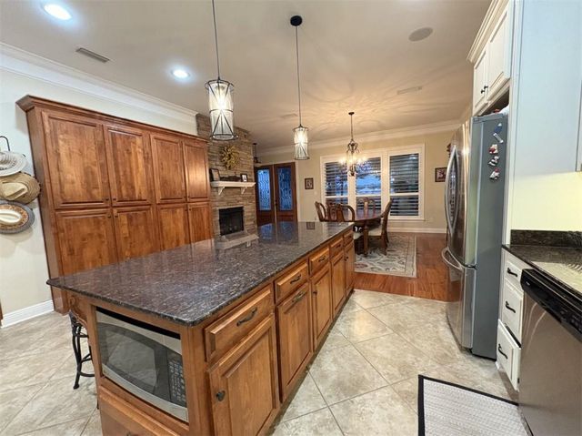3969 Scenic Drive, Mobile, AL 36605