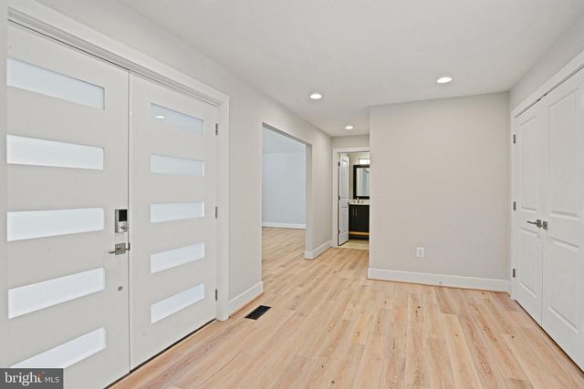 10900 HUNTER STATION RD, Vienna, VA 22181