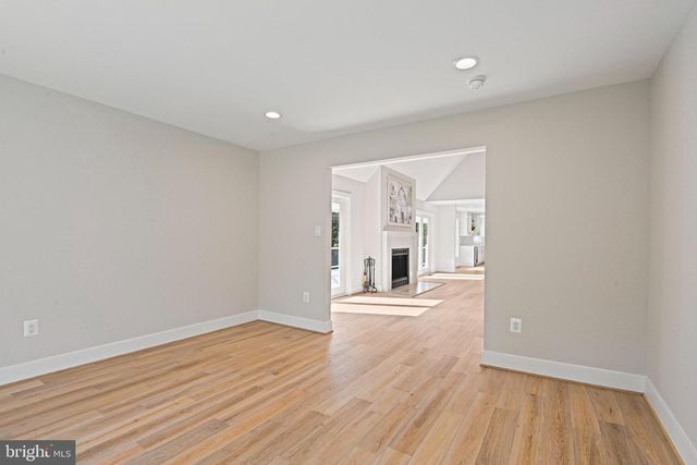 10900 HUNTER STATION RD, Vienna, VA 22181