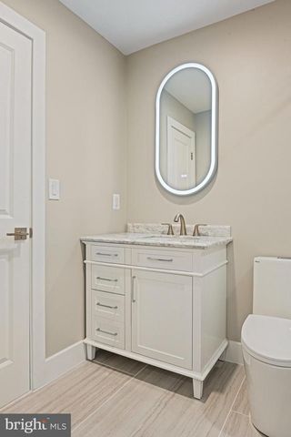 10900 HUNTER STATION RD, Vienna, VA 22181