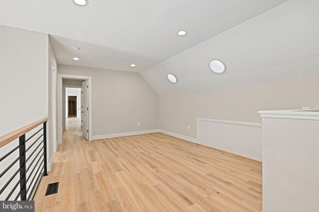 10900 HUNTER STATION RD, Vienna, VA 22181