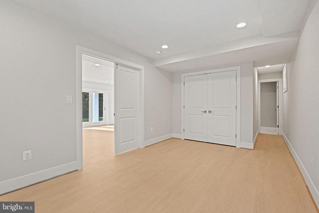 10900 HUNTER STATION RD, Vienna, VA 22181