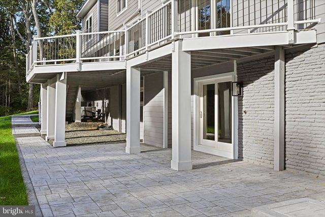10900 HUNTER STATION RD, Vienna, VA 22181