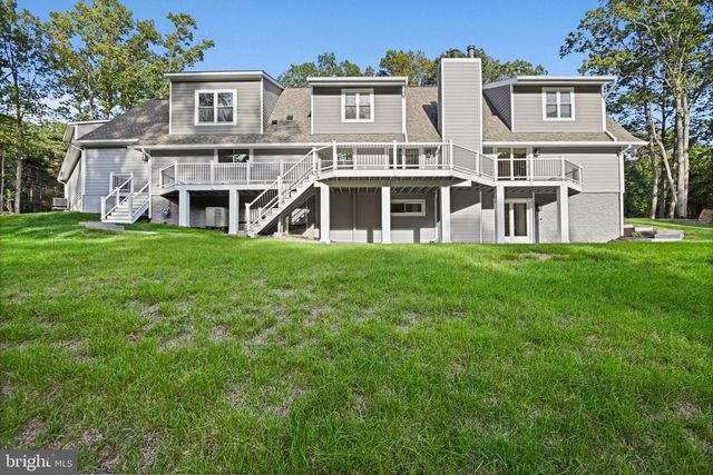 10900 HUNTER STATION RD, Vienna, VA 22181