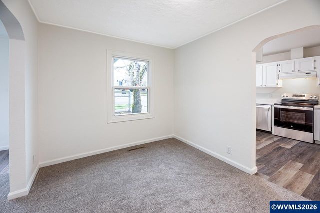 1305 S 2nd St, Lebanon, OR 97355