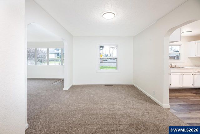 1305 S 2nd St, Lebanon, OR 97355