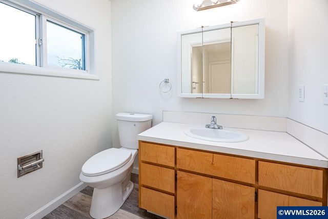 1305 S 2nd St, Lebanon, OR 97355