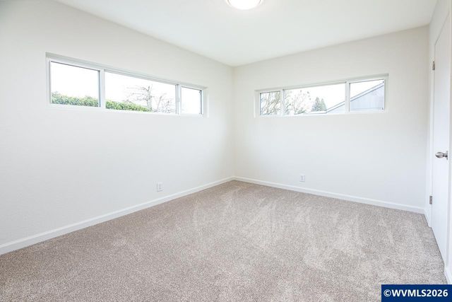 1305 S 2nd St, Lebanon, OR 97355