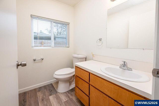 1305 S 2nd St, Lebanon, OR 97355