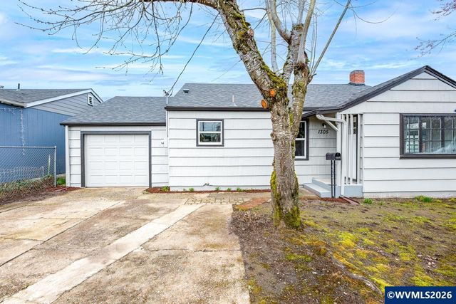 1305 S 2nd St, Lebanon, OR 97355