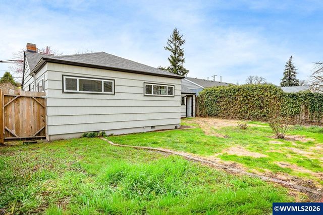 1305 S 2nd St, Lebanon, OR 97355