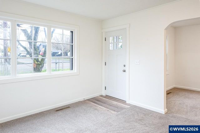 1305 S 2nd St, Lebanon, OR 97355