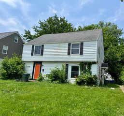 121-123 N Hampton Road, Columbus, OH 43213
