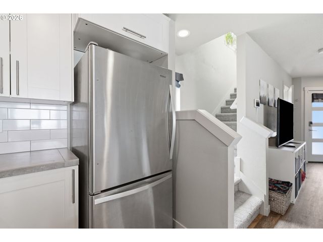 5930 Se 96TH Ave, Portland, OR 97266