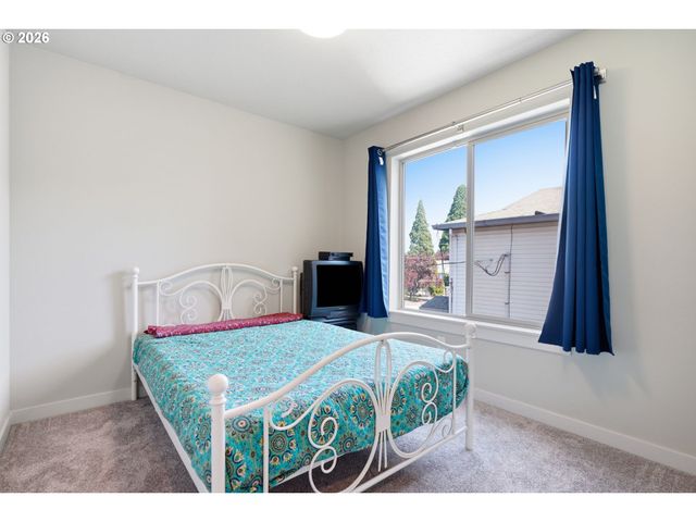 5930 Se 96TH Ave, Portland, OR 97266