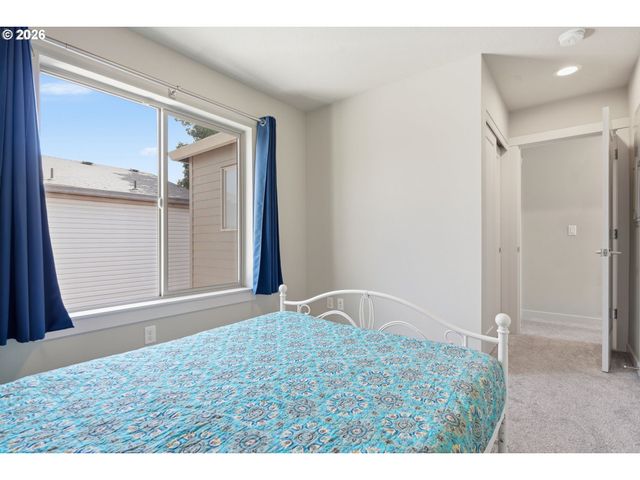 5930 Se 96TH Ave, Portland, OR 97266