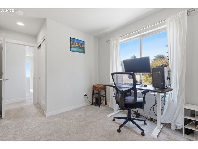 5930 Se 96TH Ave, Portland, OR 97266
