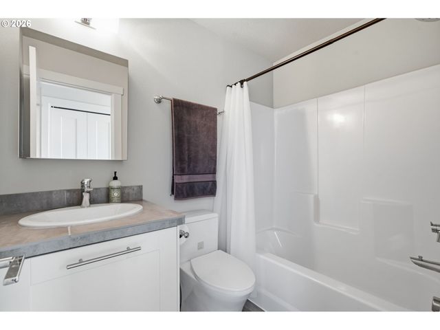 5930 Se 96TH Ave, Portland, OR 97266
