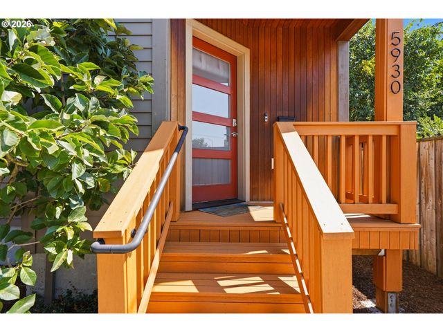 5930 Se 96TH Ave, Portland, OR 97266