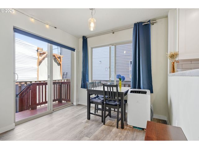 5930 Se 96TH Ave, Portland, OR 97266