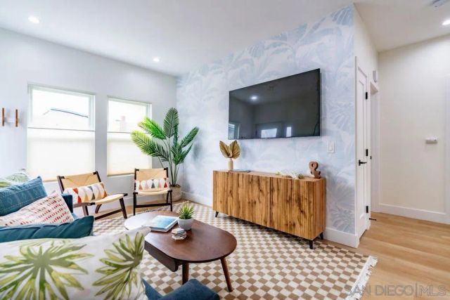 725 Pennsylvania Ave 727-1, San Diego, CA 92103