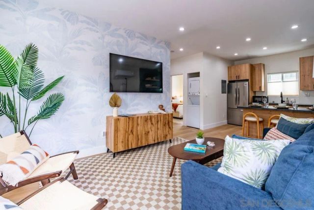 725 Pennsylvania Ave 727-1, San Diego, CA 92103