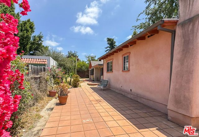 3124 Veteran Avenue, Los Angeles, CA 90034