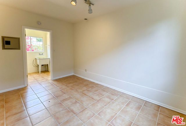 3124 Veteran Avenue, Los Angeles, CA 90034