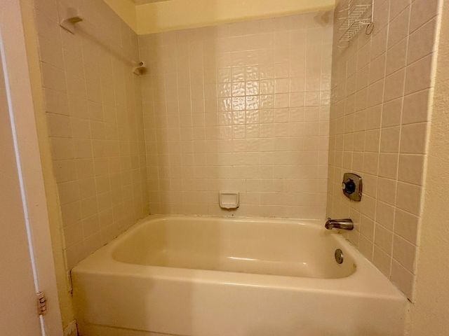 11201 SW 13th Street, Pembroke Pines, FL 33025