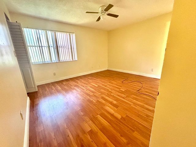 11201 SW 13th Street, Pembroke Pines, FL 33025