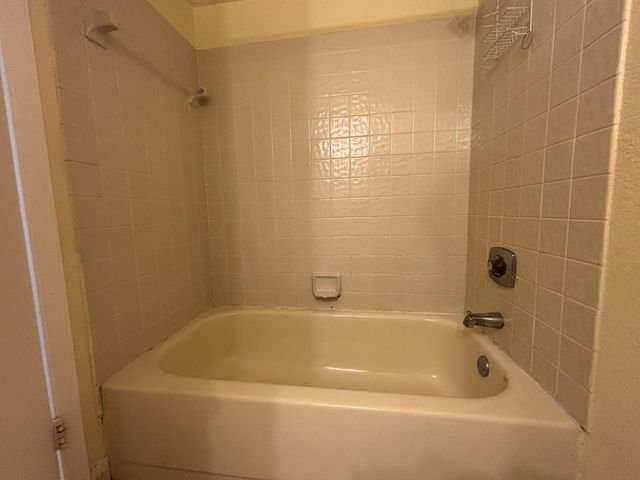11201 SW 13th Street, Pembroke Pines, FL 33025