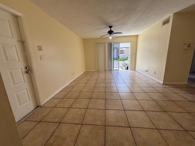 11201 SW 13th Street, Pembroke Pines, FL 33025