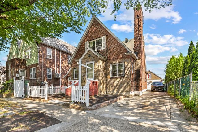 140-50 Quince Avenue, Flushing, NY 11355