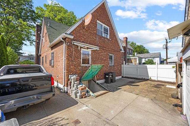 140-50 Quince Avenue, Flushing, NY 11355