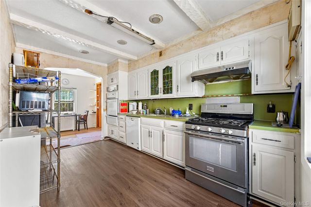 140-50 Quince Avenue, Flushing, NY 11355