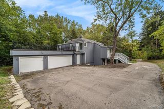 4641 Cove Road, West Bloomfield, MI 48323