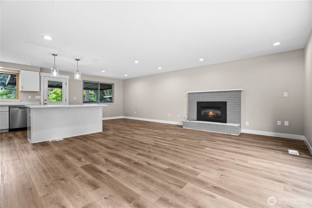 7507 66th Avenue W, Lakewood, WA 98499