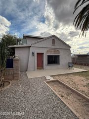 373 W Veterans Boulevard, Tucson, AZ 85713