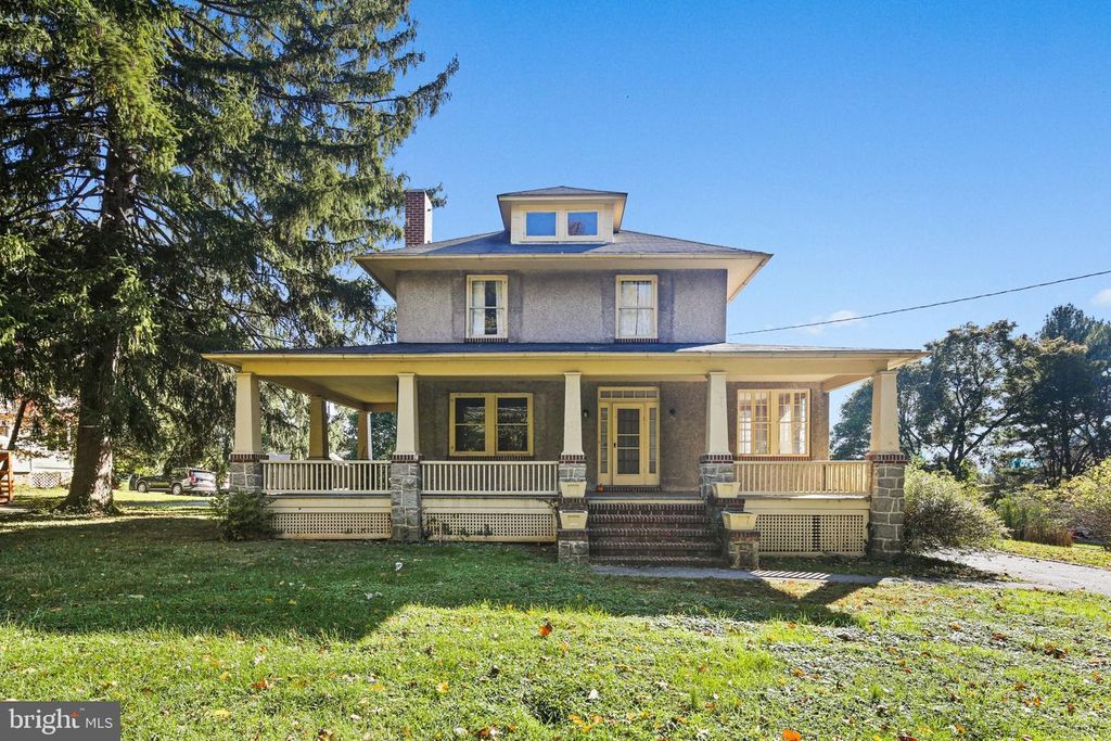 5713 OLD COURT RD, Windsor Mill, MD 21244