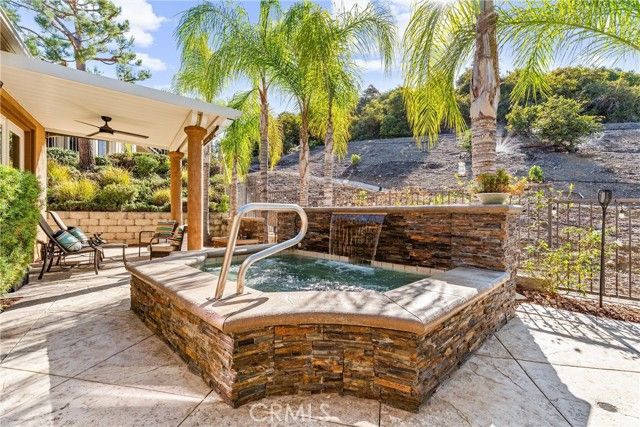 24217 Fawnskin, Corona, CA 92883