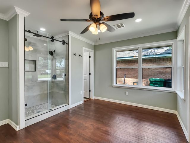 5402 Libbey Lane, Houston, TX 77092