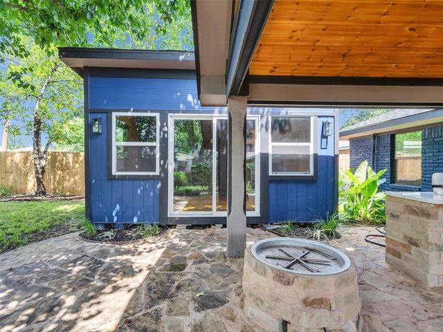 5402 Libbey Lane, Houston, TX 77092