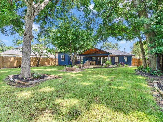 5402 Libbey Lane, Houston, TX 77092