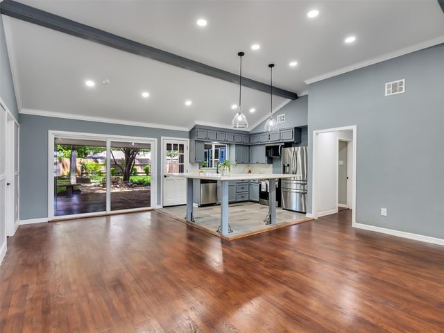 5402 Libbey Lane, Houston, TX 77092