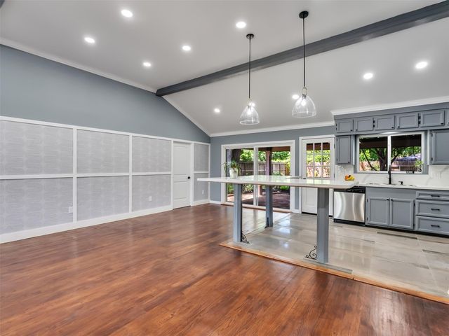 5402 Libbey Lane, Houston, TX 77092
