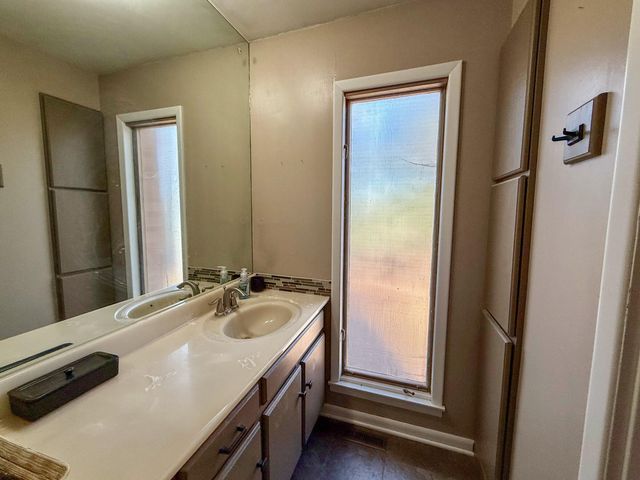 1116 Garst Street, Cabool, MO 65689