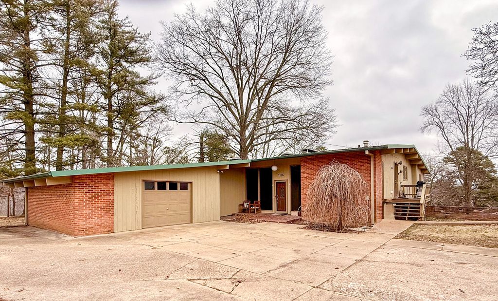 1116 Garst Street, Cabool, MO 65689