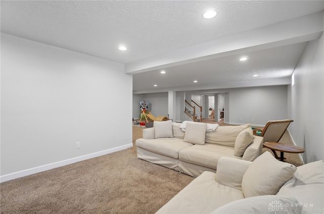 130 Wells Drive, Springboro, OH 45066