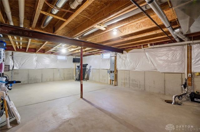 130 Wells Drive, Springboro, OH 45066