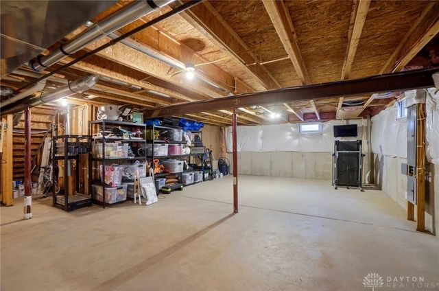 130 Wells Drive, Springboro, OH 45066